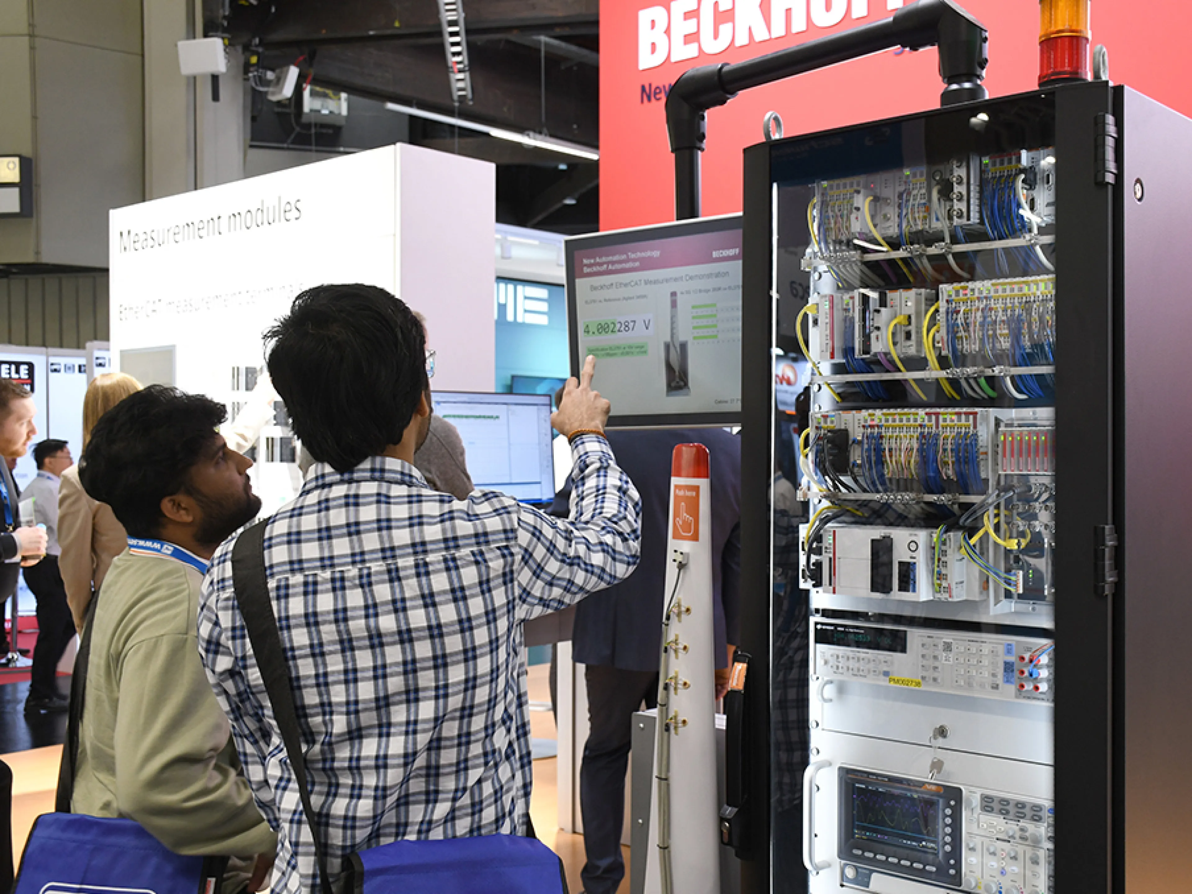 Zukunftsorientierte Themen wie Energieeffizienz, Klimaschutz, Nachhaltigkeit und künstliche Intelligenz standen im Mittelpunkt der Sensor+Test 2025, Bild: Ama Service Zukunftsorientierte Themen wie Energieeffizienz, Klimaschutz, Nachhaltigkeit und künstliche Intelligenz standen im Mittelpunkt der Sensor+Test 2025
