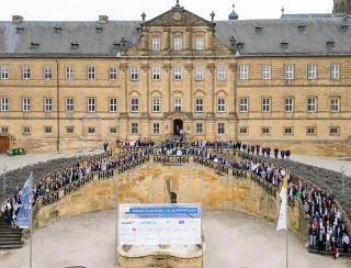 Anlässlich des 40. PV-Symposium im März 2025 im Kloster Banz in Bad Staffelstein wird der Adolf Goetzberger-Preis an Visionäre der Solarenergie erstmals verliehen