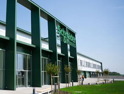 Neue Smart Factory von Schneider Electric im ungarischen Dunavecse 